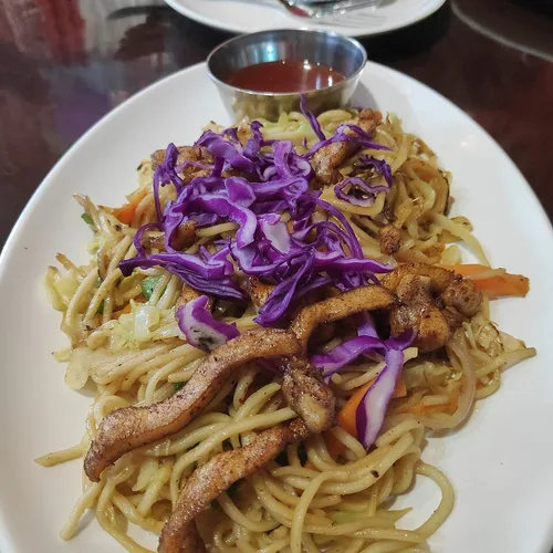 House Chow Mein